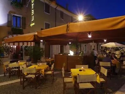 San Giorgio ホテル 3*