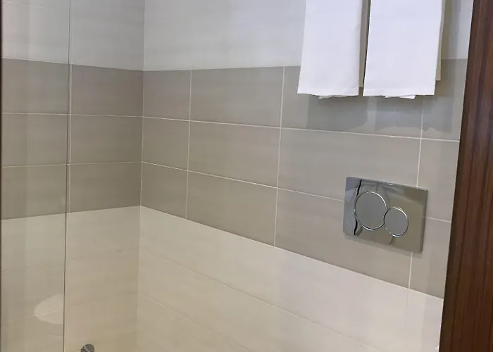 San Giorgio فندق أوديني